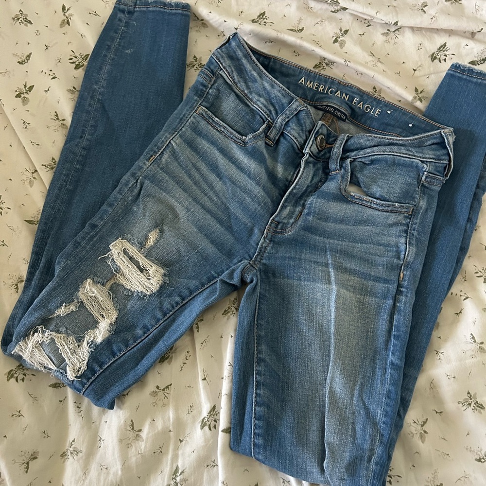 American Eagle High Stretch ripped skinny jeans